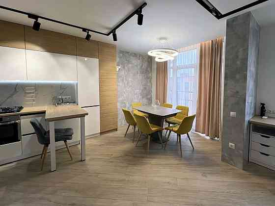 Оренда вишуканої 2кім+кухня студіо квартири гарні краєвиди Шевченка Львов