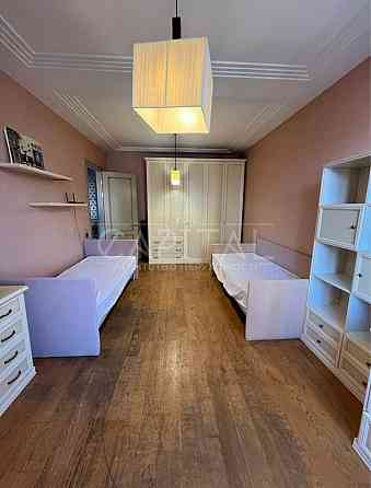 Оренда 3-кімнатної квартири в ЖК Diplomat Hall Киев