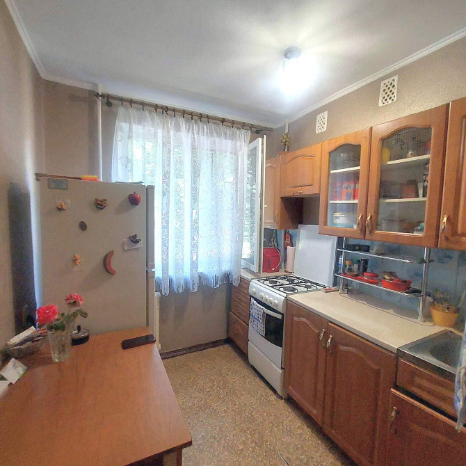 Продається 2 кімнатна з роздільними кімнатами на Таірова Одеса - зображення 1