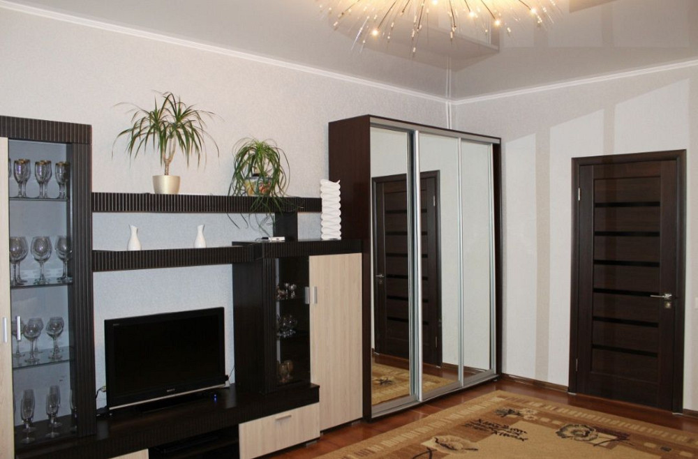 Продам СВОЮ 3х кімн.  квартиру в Олександрівському р-ні.Ціна договірна Запоріжжя - зображення 1