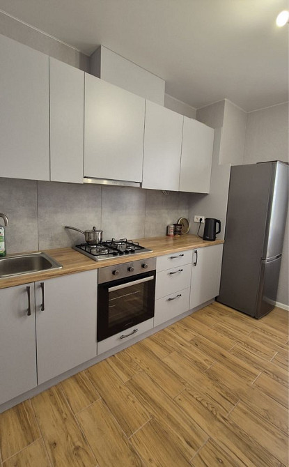 2 кімнатна квартира з новим ремонтом, укомплектована усім.Вигідна ціна Буча - изображение 5