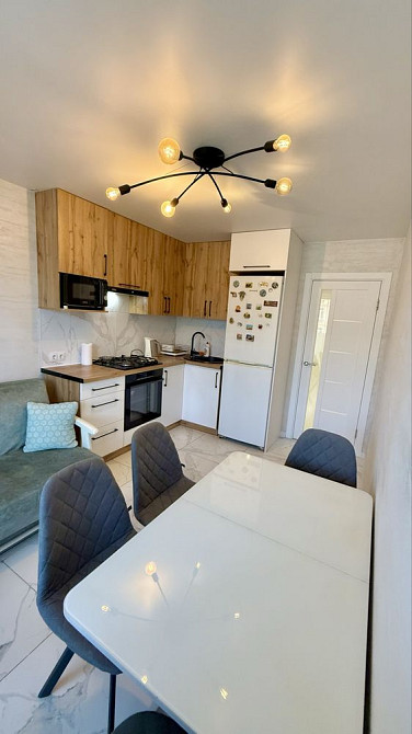 Продам однокімнатну квартиру в новобудові з евро ремонтом у центрі Полтава - изображение 1