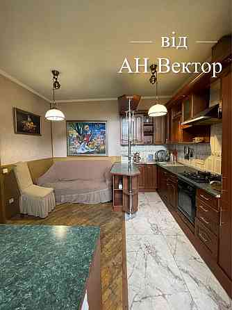 Продам 4 комнатную квартиру 90 м2 Центр м.Площадь Конституции Харьков