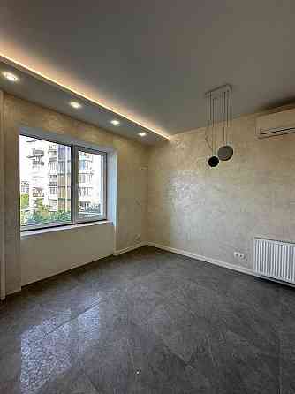 Продам 2-комн. квартиру в ЖК "Зелёный Мыс" Крижанівка