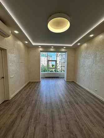 Продам 2-комн. квартиру в ЖК "Зелёный Мыс" Крижанівка