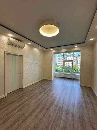 Продам 2-комн. квартиру в ЖК "Зелёный Мыс" Крижанівка