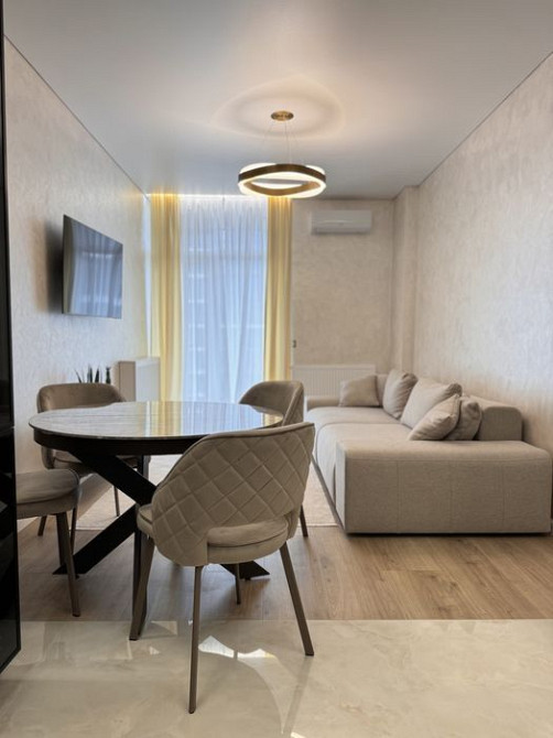 Продаж чудової 2 кімнатної у ЖК Crystal Ужгород - изображение 1