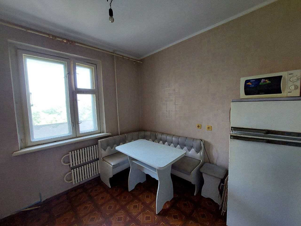 1 комн Восточный 2-3 ул.Независсти Украины с видом на парк Кривой Рог - изображение 4