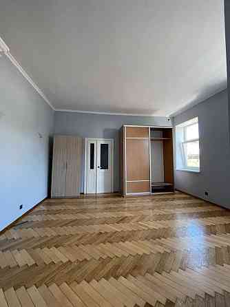 Оренда 3 кімнатної квартири ЦЕНТР,  можна офіс, вул Ужгородська Львов