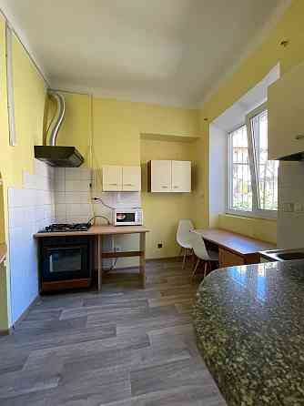 Оренда 3 кімнатної квартири ЦЕНТР,  можна офіс, вул Ужгородська Львов