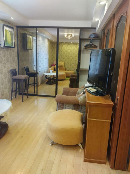 Продається 1-на квартира з добротним ремонтом біля Терміналу! Бровары - изображение 5