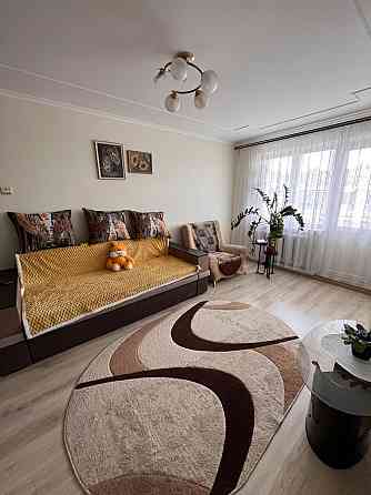 Продам 4-х кімнатну квартиру з меблями та поб. технікою (а/о) Бердичів