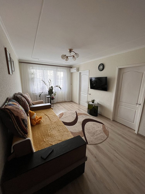 Продам 4-х кімнатну квартиру з меблями та поб. технікою (а/о) Бердичев - изображение 1