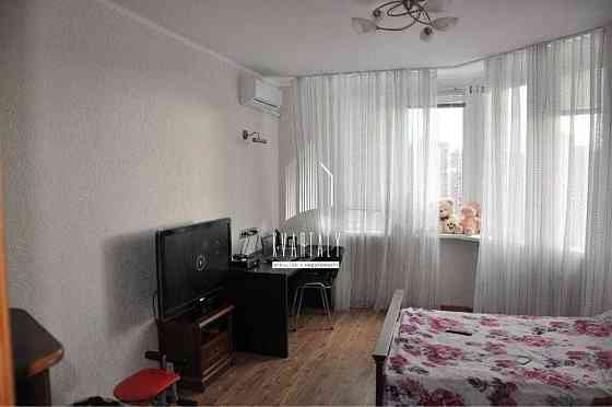 продаж 2-к квартири,Позняки, вул Олени Пчілки Київ