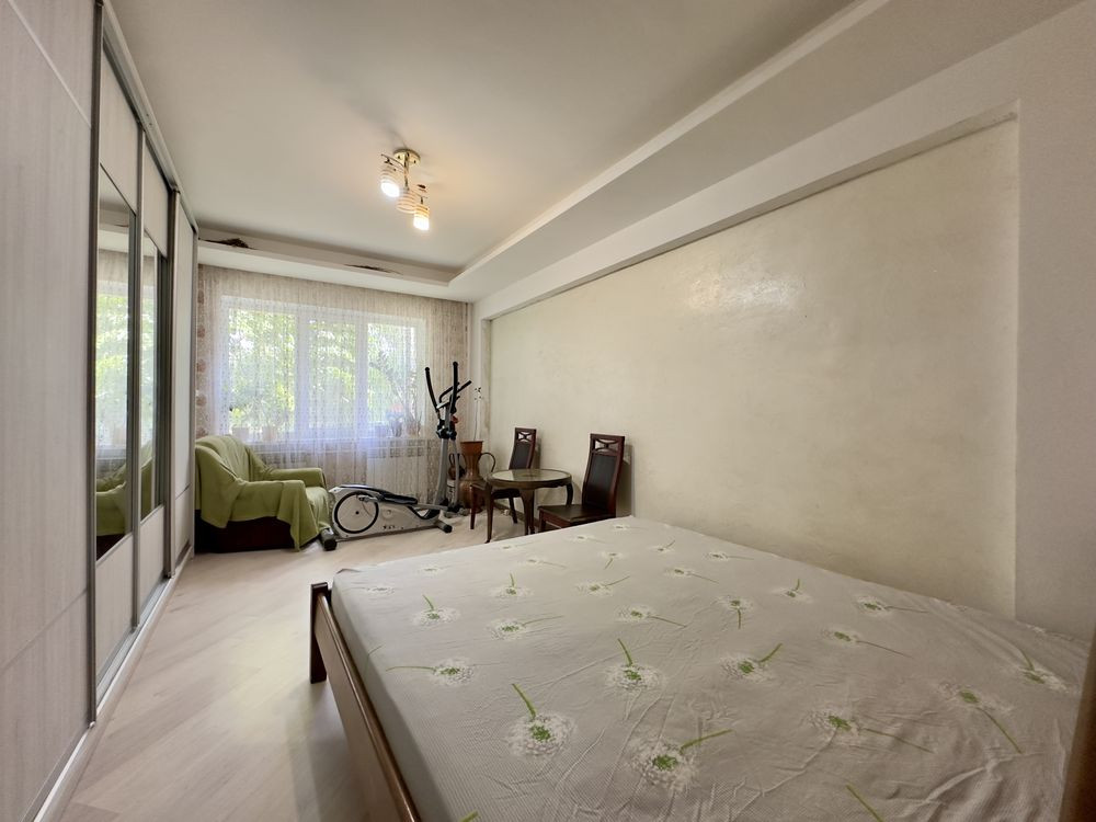 Простора 3-кімнатна квартира, район Автовокзалу Ровно - изображение 4