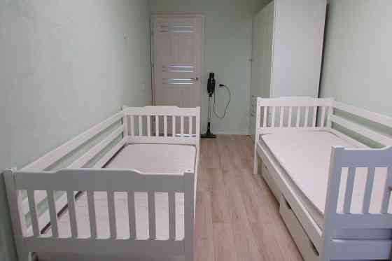 Станція метро Героїв Дніпра. вул. Озерна, 28 Киев