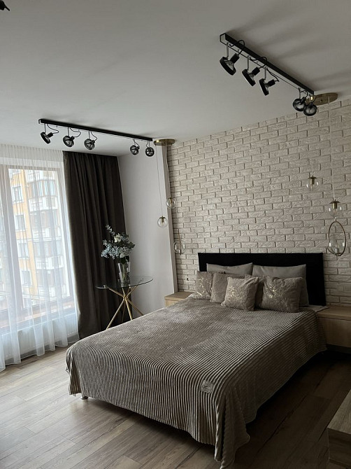 Сдам свою 2комн кв Клубный дом Приморский район 2 этаж Одесса - изображение 2