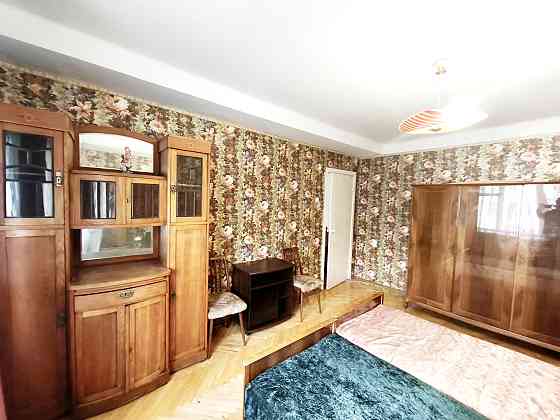 Оренда затишної двокімнатної квартири на вулиці В. Васильківська 85-87 Киев