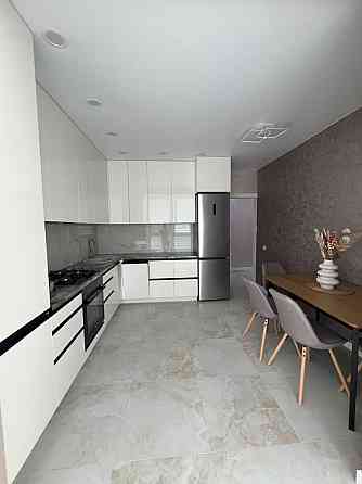 1 кім квартира перша здача новобудова у центрі міста Ивано-Франковск