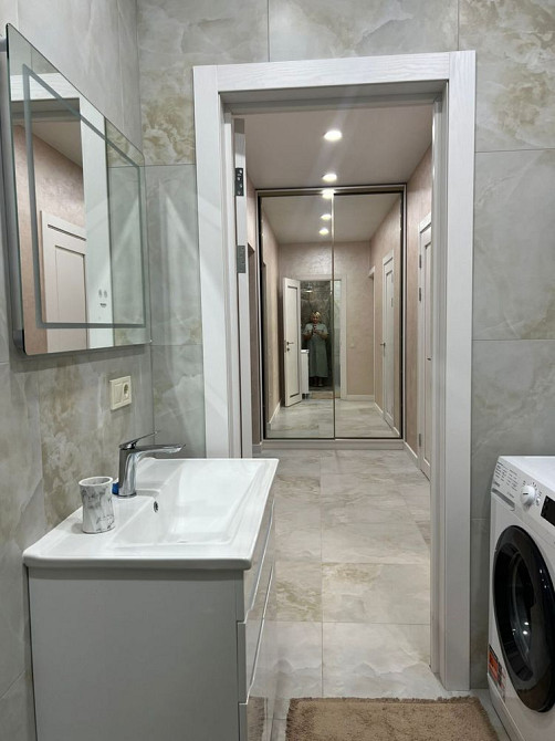 1 кім квартира перша здача новобудова у центрі міста Ивано-Франковск - изображение 4