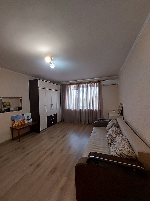 Здам велику 1 кімн.кв.на 7 лінії з ремонтом, меблями і технікой Ирпень - изображение 2