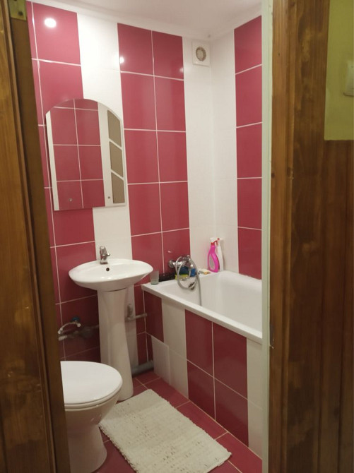 Здам двох кімнатну квартиру Мукачево - зображення 3