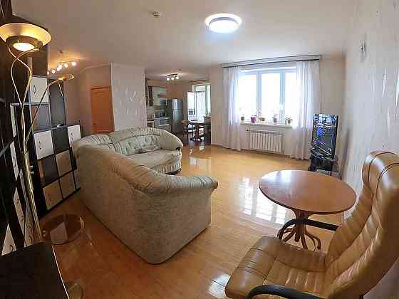 Без % Оренда 3 кім квартира метро Деміївська Саперно-Слобідська вул. Киев