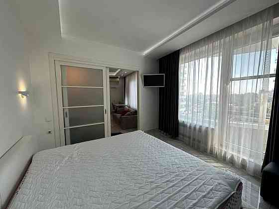 Сдам уютную однокомнатную квартиру в ЖК Белый Парус,  балкон! Каманина Одеса