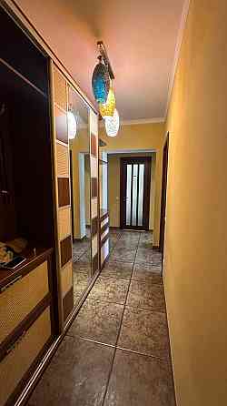 Продам двухкомантную квартиру на Карачунах! Кривой Рог