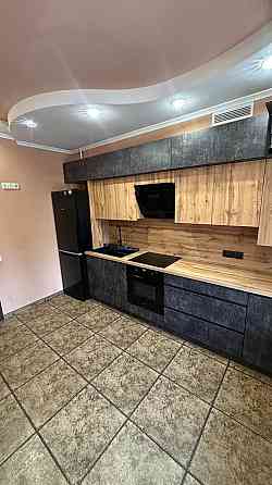 Продам двухкомантную квартиру на Карачунах! Кривой Рог