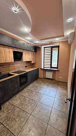 Продам двухкомантную квартиру на Карачунах! Кривой Рог