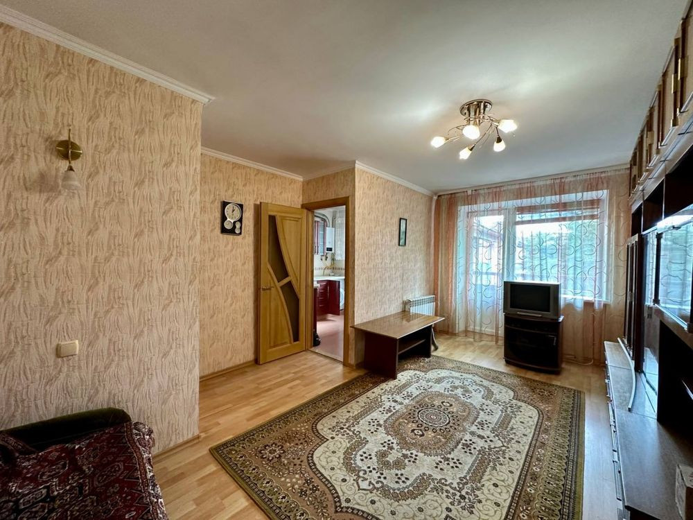 Продам 3-кімнатну квартиру в самому серці міста! Ровно - изображение 3