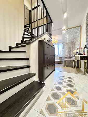 Продам сучасну 2 к затишну дворівневу квартиру ЖК  Озерний гай, Гатне Гатное