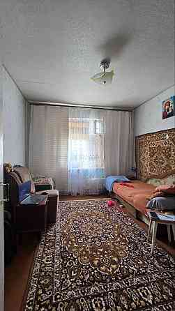 Продам 2-х кімнатну квартиру в центрі міста Чернигов