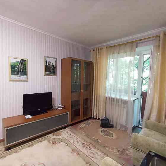 Сдаю на Гвардейской 2-х ком.кв-ру, 2/4, с ремонтом и мебелью Миколаїв