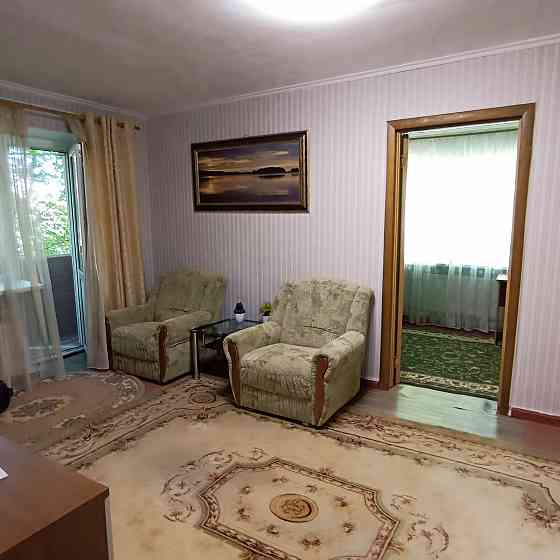 Сдаю на Гвардейской 2-х ком.кв-ру, 2/4, с ремонтом и мебелью Миколаїв