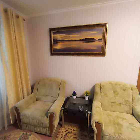 Сдаю на Гвардейской 2-х ком.кв-ру, 2/4, с ремонтом и мебелью Миколаїв