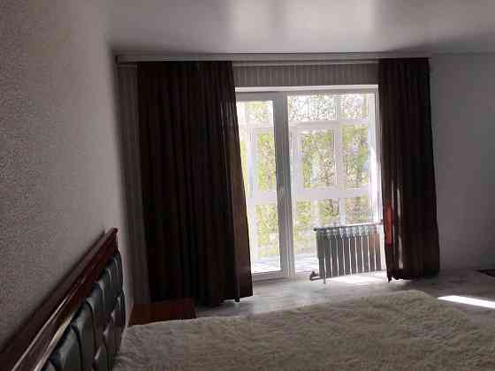 Продам однокімнату квартиру в м.Ізюм шикарний ремонт ! Ізюм