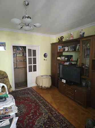 м.Палац Україна.Предславинська 26а.4-х.кімнатна 85м2. Київ