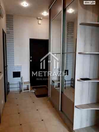 Затишна 1-квартира ЖК " Троєщина " Київ