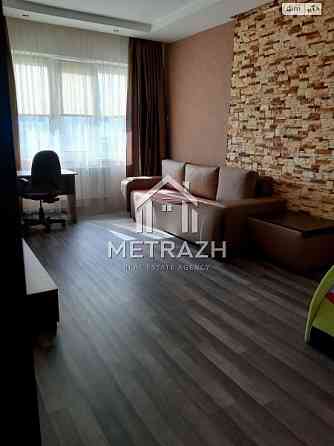 Затишна 1-квартира ЖК " Троєщина " Київ