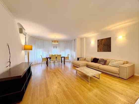 Парк Шевченко-Ланжерон. Квартира с 3 спальнями. Odesa