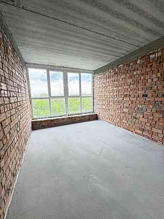 Велика однушка біля набережної Буча