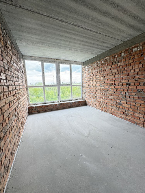 Велика однушка біля набережної Буча - изображение 3