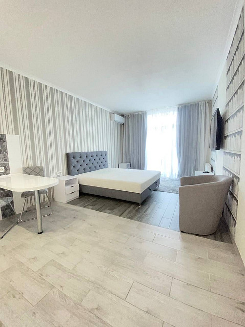 Центр Вокзальна КПІ Університет Шевченківський Генератор Манхеттен Київ - зображення 2