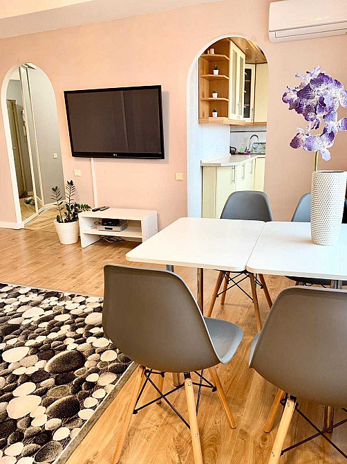 Чудова 3-к квартира на  бул. Лесі Українки 5 Київ - зображення 1