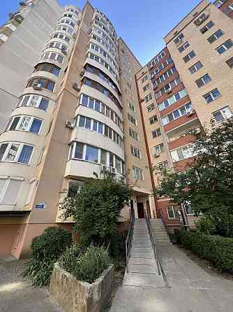 Сдам на длительно 2 комн квартиру в  ЖК Радужный! Лиманка