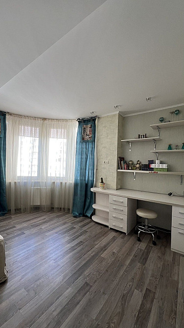 Сдам на длительно 2 комн квартиру в  ЖК Радужный! Лиманка - изображение 2