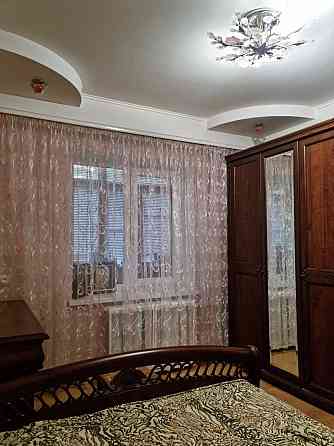 Оренда 2 кім біля метро Чернігівська і метро Лісова вул Мілютенка 10/1 Київ