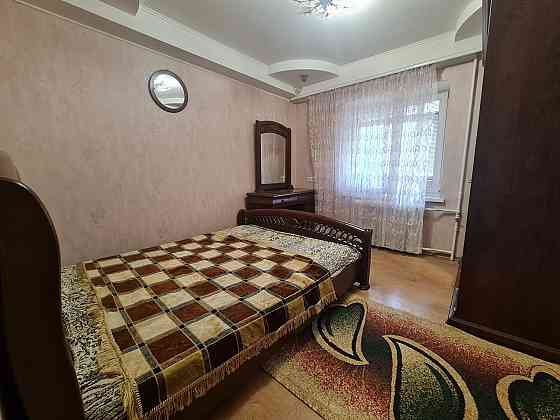 Оренда 2 кім біля метро Чернігівська і метро Лісова вул Мілютенка 10/1 Київ